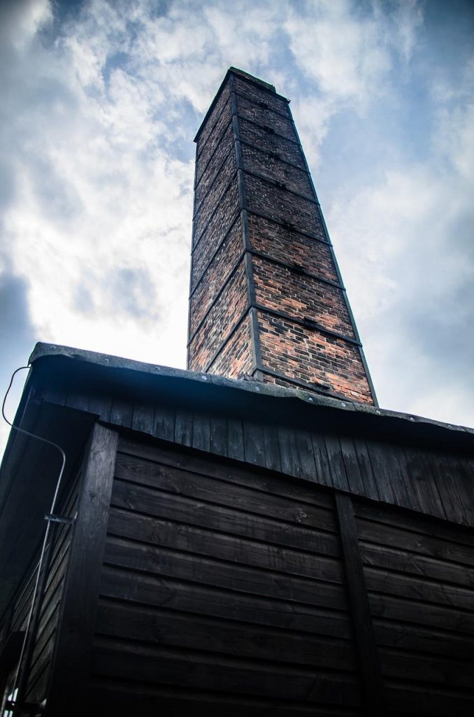 Het crematorium in Hellevoetsluis biedt een serene en waardige omgeving voor herdenkingsdiensten en afscheid nemen van gelief