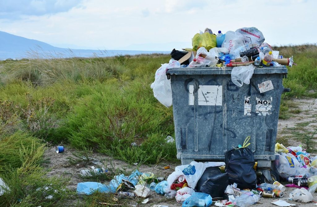 Puin container voor bouwafval bij verbouwings- en renovatieprojecten met milieuvriendelijke afvoer